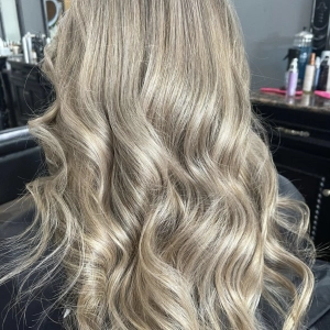 Natural Ash Blonde 10A 